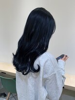 Say.ミディアムホワイトグレージュミニウルフぱっつん前髪表参道
