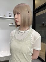 ステン(sten)&nbsp;ブロンド透明感カラーボブ