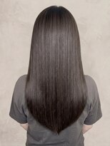 ライナス(Linus)&nbsp;髪質改善カラー透明感暗髪ショコラグレージュ艶髪ストレート