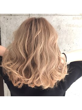 アヴァンスクロス あべのルシアス店(AVANCE.CROSS) ニュアンスウェーブ×ベージュ