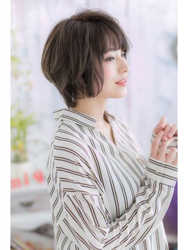 ヘアアンドビューティー ミック(Hair & Beauty miq) エアリーカールでニュアンス感…女っぽエッジショートb