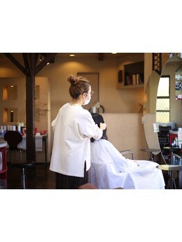 少人数だから悩みも相談しやすい◎日の光と木のぬくもりに包まれたプライベート空間でゆったりと過ごせる♪