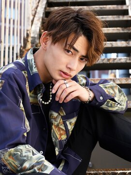 ララルーモ(LaLarOomo) アップバングマッシュツーブロック