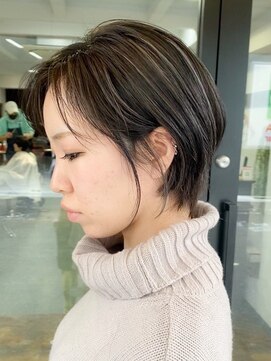 ノラ ウメダ(NORA UMEDA) 【NORA UMEDA 高木】ホワイトのハイライトカラーとダークグレー