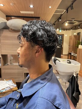 ラプチャー 上小田井(RAPTURE) くせ毛風パーマニュアンスパーマツーブロック七三束間