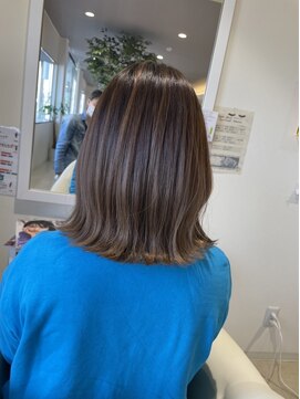 クロス(cross) 韓国風ボブ