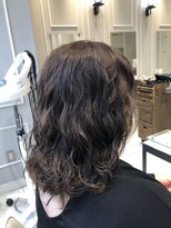 ミディアムレイヤーパーマヘア　低温デジタルパーマ