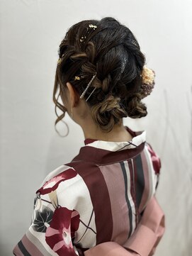 ラビス クローバー(Lovis clover) イメチェンヘアスタイル アンブレラカラー 前髪カタログ