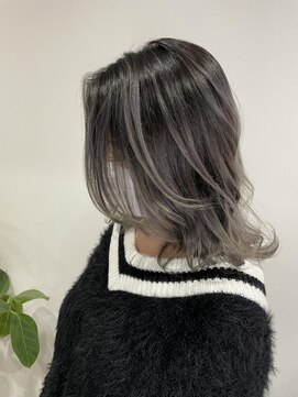 ヘアーデザイン ジェルム(Hair Design germe) ブリーチ生かしたシャドールーツ #しのだスペシャル