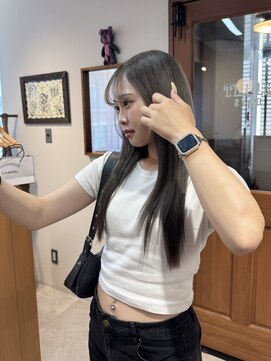 エイトデイズ 三宮駅前店(EIGHT days) grayge