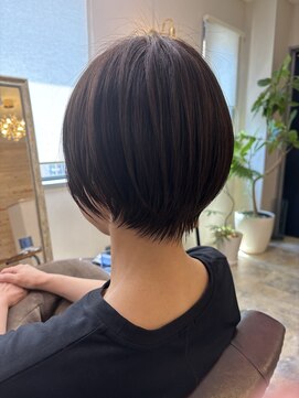 トワリィ(Towally) 【30代40代50代60代】簡単スタイリングショート