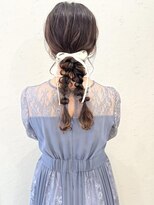 セルカ 新宿(CERCA)&nbsp;新宿韓国風ツイン編みおろしアレンジヘアセットヘアメ