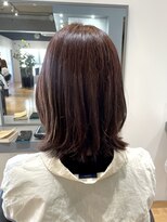 ヒクルーム(HIQU ROOM)&nbsp;ミディアムレイヤー切りっぱなし