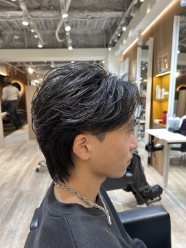 ルースト 渋谷店(ROOST) MEN’S HAIR/サーフカール/刈り上げセンターパート/髪質改善