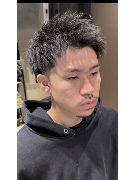 チルチェア 吉祥寺店(CHILL CHAIR) ツイストショート 〈吉祥寺〉〈床屋〉〈バーバー〉