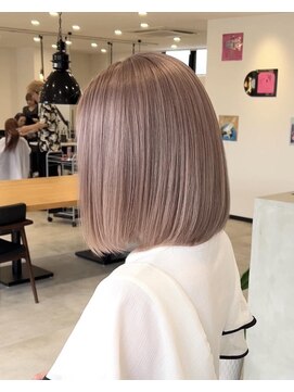 シェイト レイヤーカット 天神(ciate) ミルクティーベージュ/レイヤー/ダブルカラー/ケアブリーチ/天神