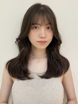 バイオレット ヨコハマ(Violet Yokohama) ナチュラルベージュ大人くびれヘア