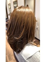 エスト(est.) 柔らかレイヤー×柔らかベージュ 20代30代40代50代