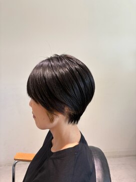 ラポール 蟹江(RAPPORT) 【髪質改善】ツヤ感と美フォルムを叶える丸みボブ