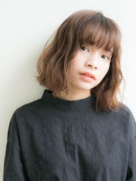 ルティア 池袋(Lutia) 波ウェーブ 切りっぱなしボブ