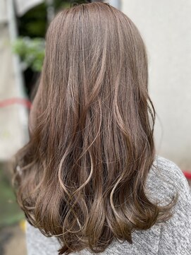 トランク(ToRank) 【ToRank】ゆるふわカール×アッシュベージュ