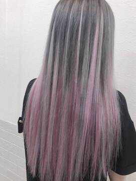 ライブトレア(LIVE TOREA) シールエクステ×ピンクメッシュ