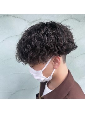 アンフィ 金沢文庫(Anphi) 【片桐指名限定】シャンプーカット&ツイストorスパイラルパーマ