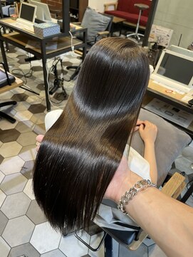 シェノン 梅田(CHAINON) 魅惑の艶髪