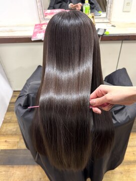 ファミーユ(famille) 〈famille〉髪質改善プレミアム+美髪カラー