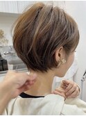 ショートボブメルティーカラーナチュラルボブ小顔つや髪前髪あり