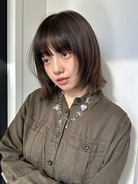 ローネス(LONESS) ハッシュカット シャギーボブ レイヤーボブ 切りっぱなしボブ