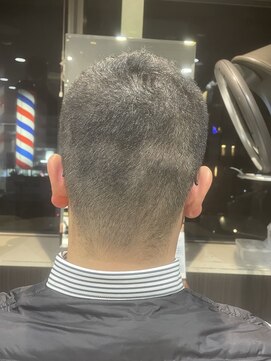 ソフトモヒカン風ショート【千葉駅徒歩３分】