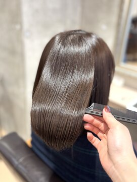 アヤラグランスパ 船橋店(AyaLA GRAN SPA) 【黒田 愛梨】うる艶ナチュラルブラウン [髪質改善]