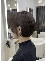 リズ(Reis)&nbsp;暗髪ショートボブ