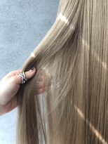ヘアサロンM 新宿&nbsp;春に向けて♪極薄ミルクティーベージュ♪