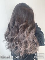 ディーアール(DR) スモーキーグレージュで大人クールさアップ◎透け感がカギ＃盛岡
