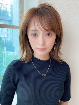 アフロート ディル(AFLOAT D'L) 小顔外ハネミディアムひし形シルエットくびれミディ