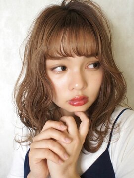 フォル 茅野諏訪(Folu) ☆ツヤ感カラーが可愛いくびれレイヤーミディ☆Folu茅野諏訪