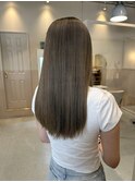 オリーブグレージュ10代20代ロングヘアブリーチなしWカラー