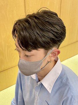 ニアウ 伊勢崎連取店(Niau) フェザーパーマセンターパートシャドウパーマ