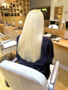 オーガニックエコ 川越(organic+eco) ◎透明感抜群抜きっぱなしブロンド