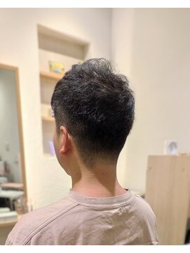 ももいろかぶとむし 【メンズ】清潔感抜群！男らしさを引き出す王道の短髪ショート
