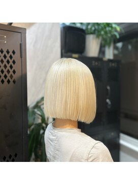 ヴァイス 吉祥寺(VAICE) 金髪ボブ