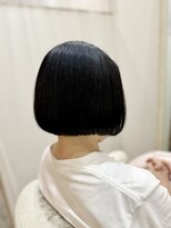 ウミネコ美容室 センター北hanare店(Umineko美容室)&nbsp;うねりを抑えた艶ブルージュボブ