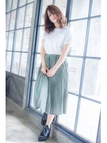 【rouge】佐藤詩穂 フェミカジュパーマでこなれた大人女子へ