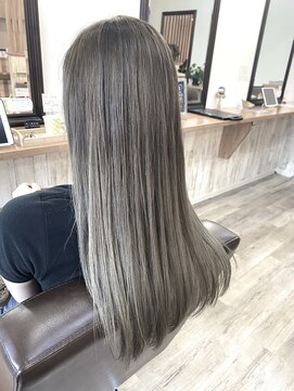 アルル ヘアー(ALULU HAIR) シルバーグラデーション