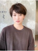 大人可愛い分け目なしショート/前髪ありショートボブ/30代40代