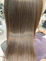 エスカーラ 表参道(THE ESCALA)&nbsp;@shino_ne197/伸ばしかけのロングヘアはヘアケアが大切！