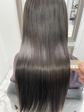 エスカーラ 表参道(THE ESCALA) @aidaman321/セクションカラー/ペールベージュ/外ハネボブ/