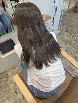 ユッカ 梅田(YUCCA) 【 YUCCA 】大人可愛いオリーブグレージュ